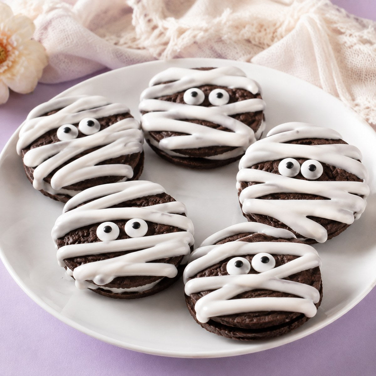 Mummy Cookies dessert concept